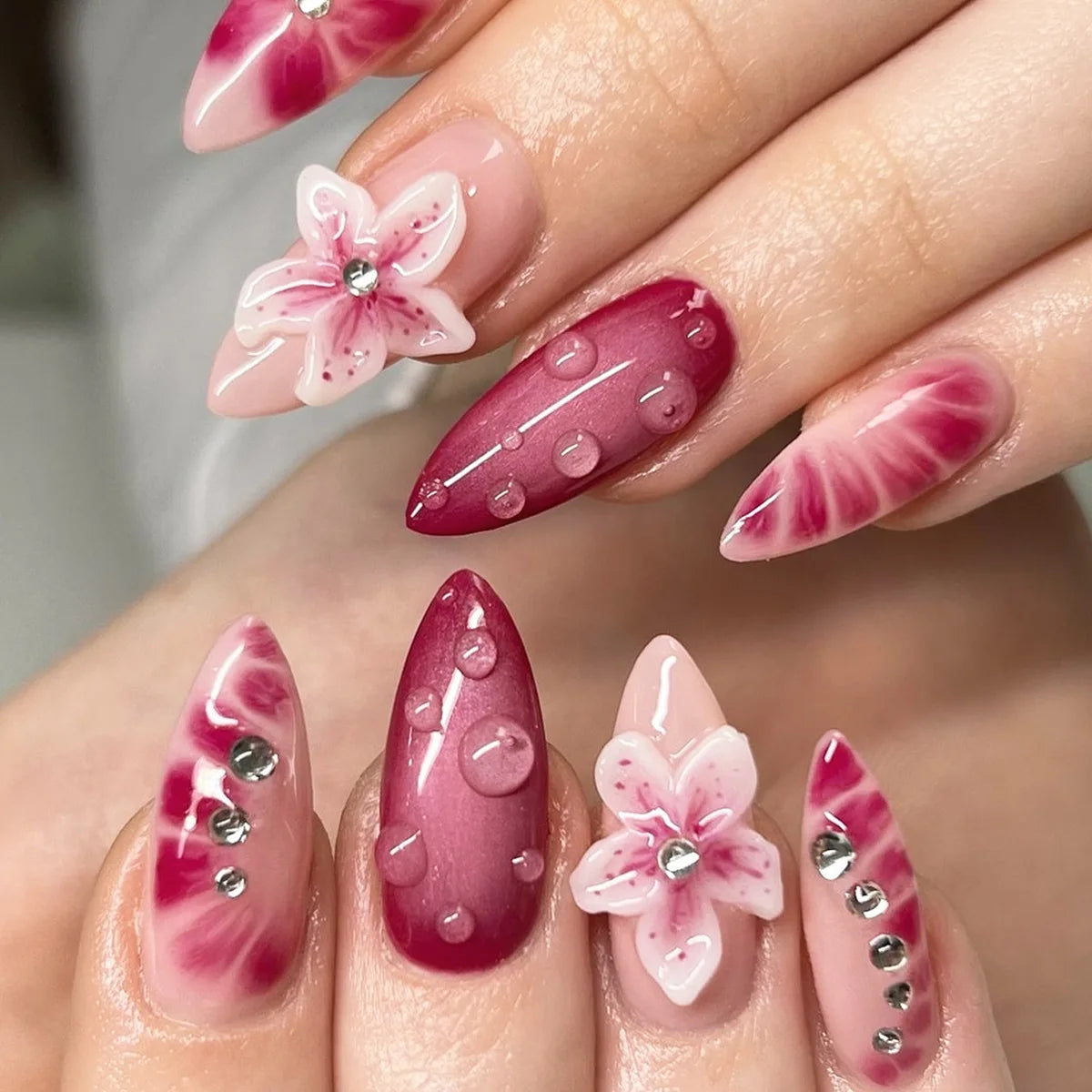 24pcs Factory Best-Selling French-Style Floral Water Diamond, Purely Handmade Self-Adhesive Press on Nails-0