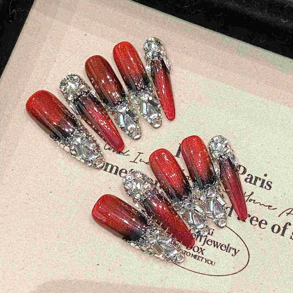 Wholesale Baroque Style Luxury Golden Sparkling Big Discount New Fashion French Style Press on Nail for Fingers-2